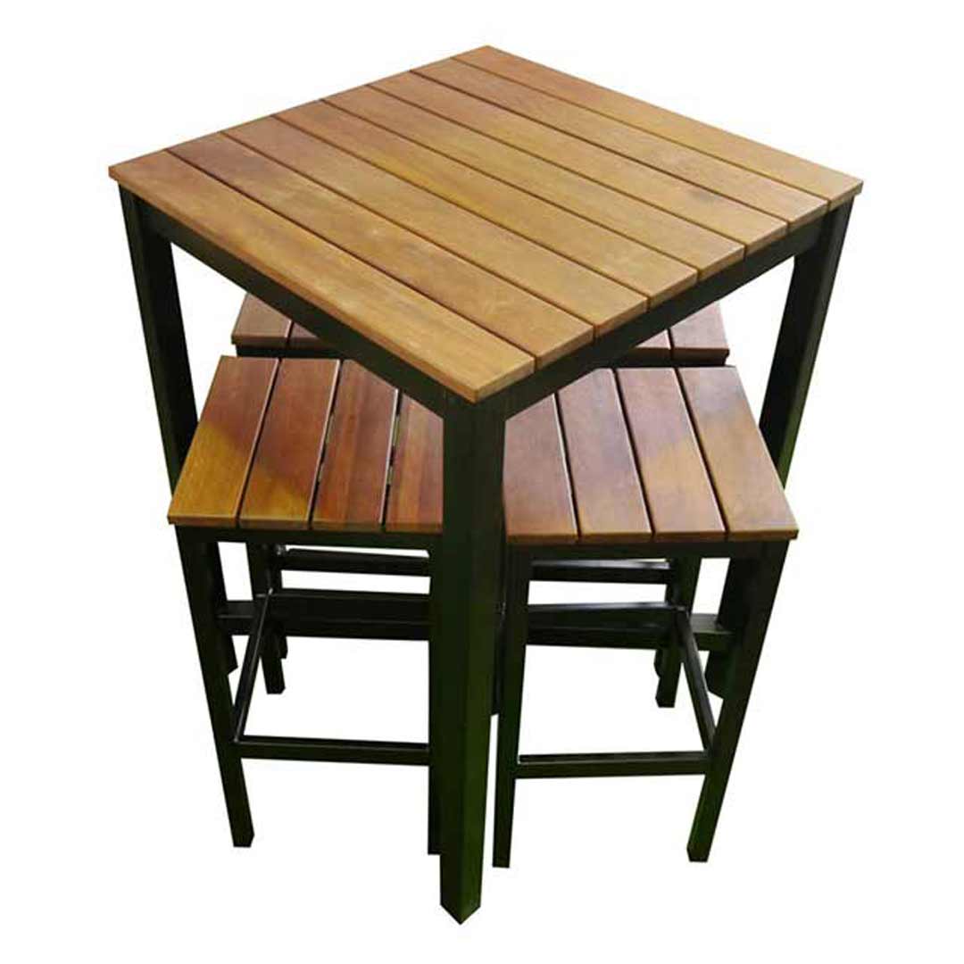 Timber outdoor top bar setting